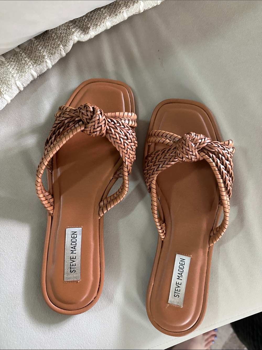 Steve Madden Cognac Braided Knot Slide Sandals